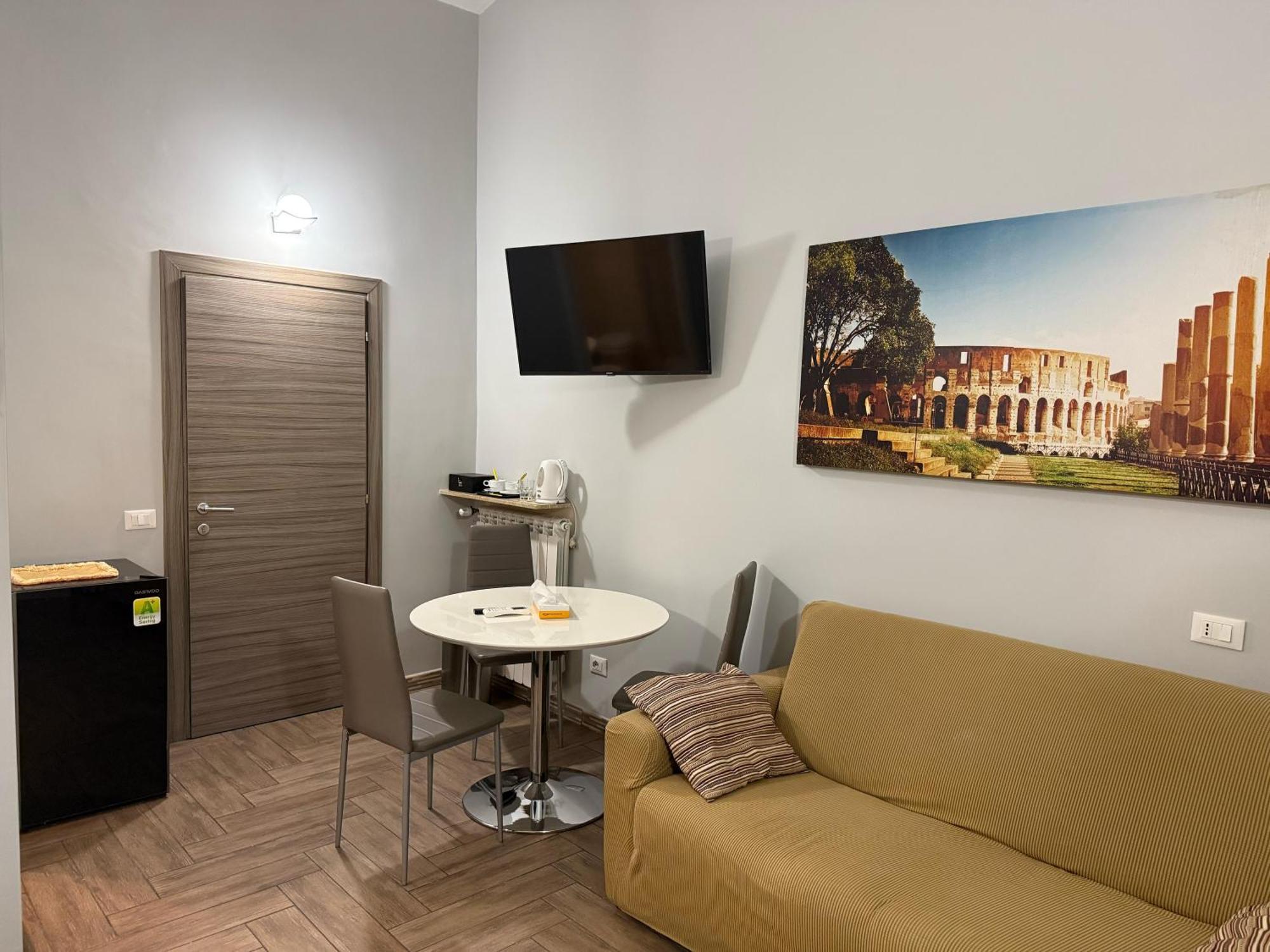 Napoleone Suite Рим Екстериор снимка