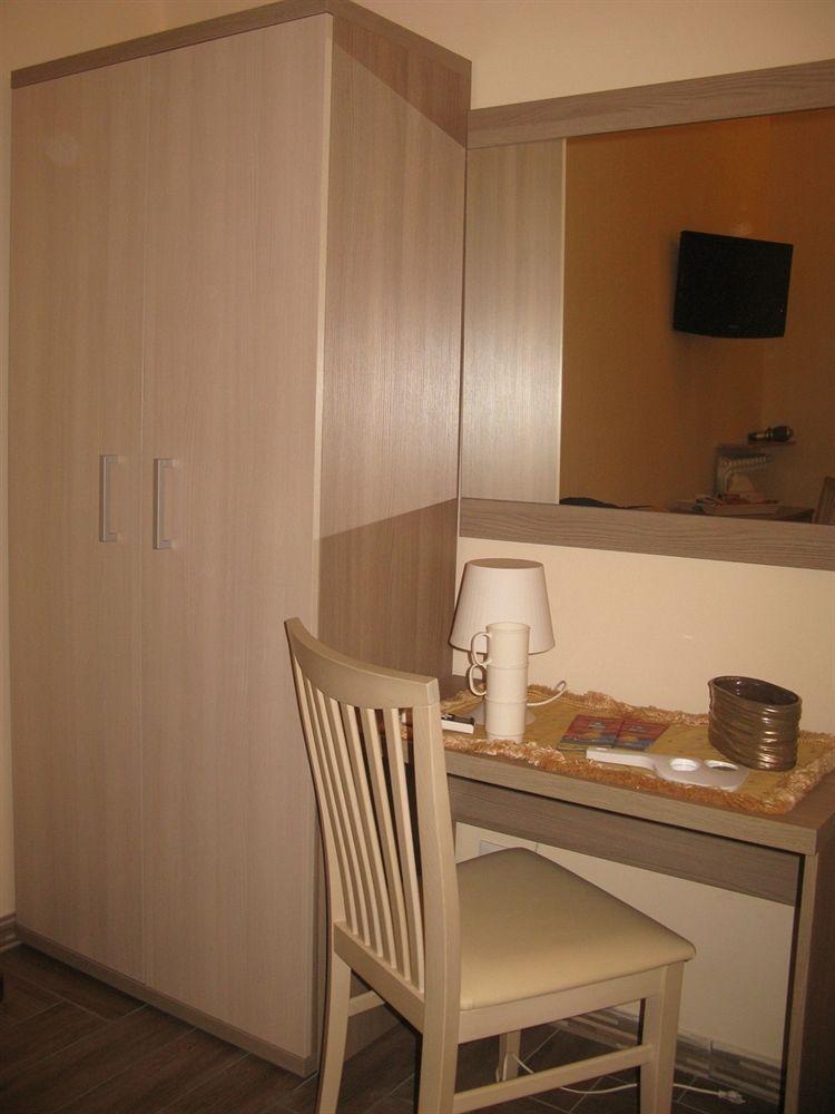 Napoleone Suite Рим Екстериор снимка